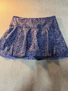 Athleta Ace Printed 13.5" Tennis Skort Purple Size L